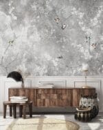 Tapeta w stylu japońskim, szara, srebrna z akcentami kolorowymi "Silk Road Silver" w salonie