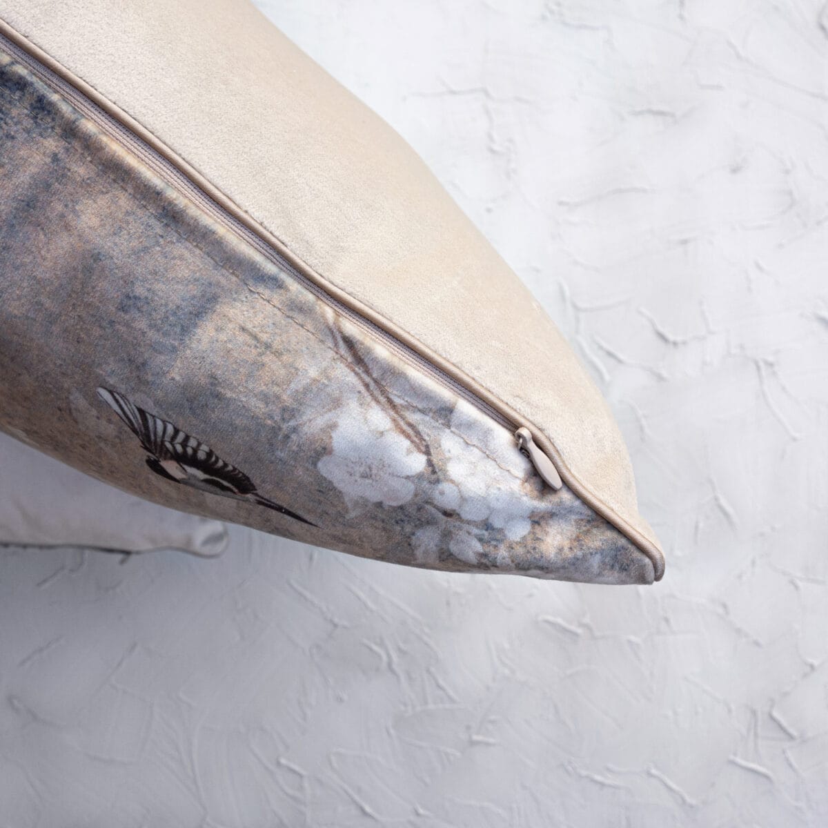 Chinoiserie velour pillow set Dirty Blue - Image 8